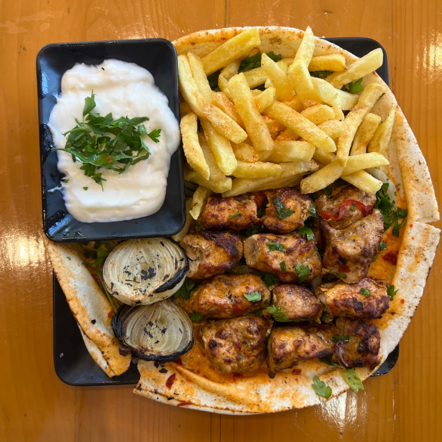 وجبة شيش طاووق _ Tavuk Şiş porsiyon