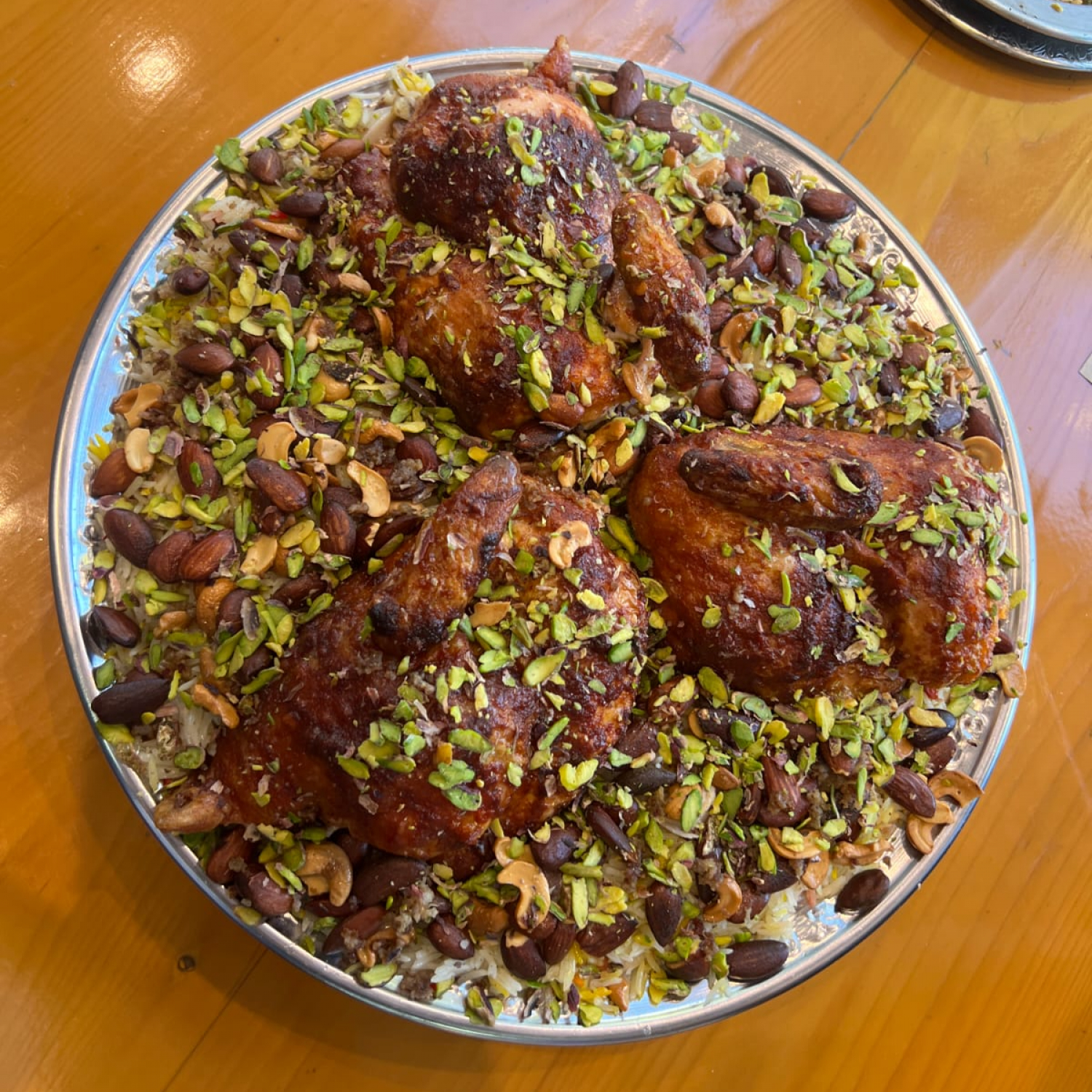 منسف فروجة و نصف