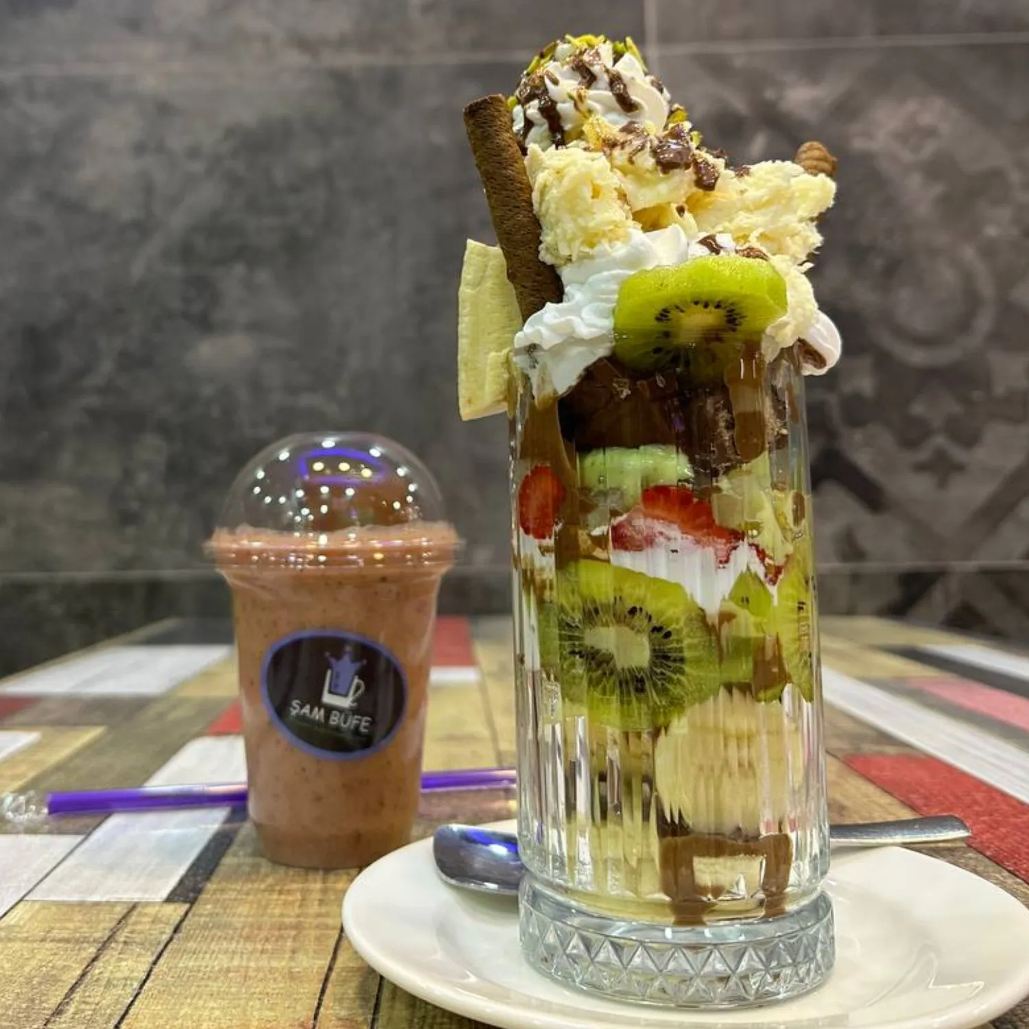 إمبراطور اكسترا